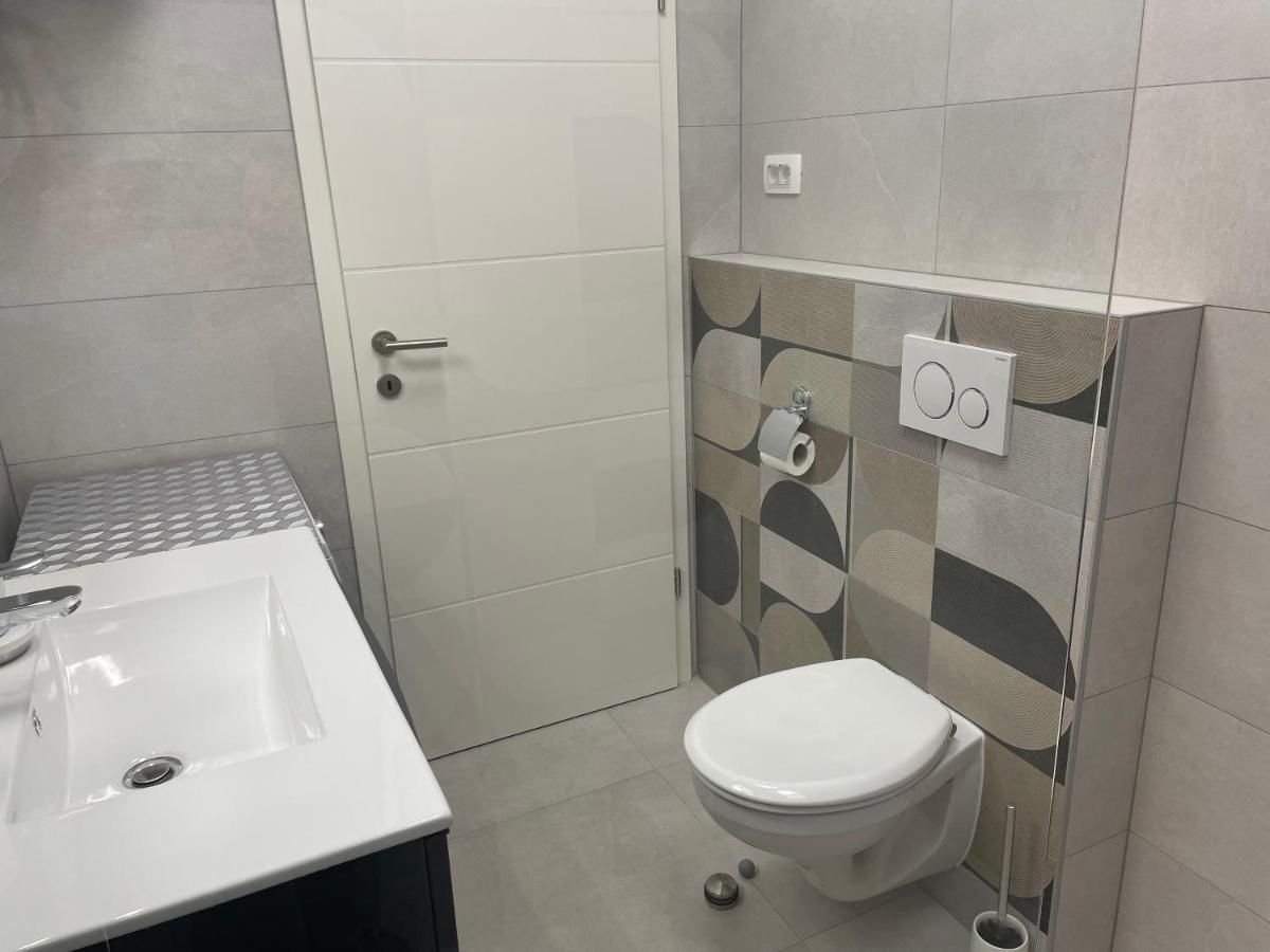 Spacious New App For 5 Persons, Close Beach&City Poreč Exterior foto